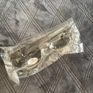 Accessories | Cisco Brewers Nantucket Sunglasses | Poshmark display picture 3